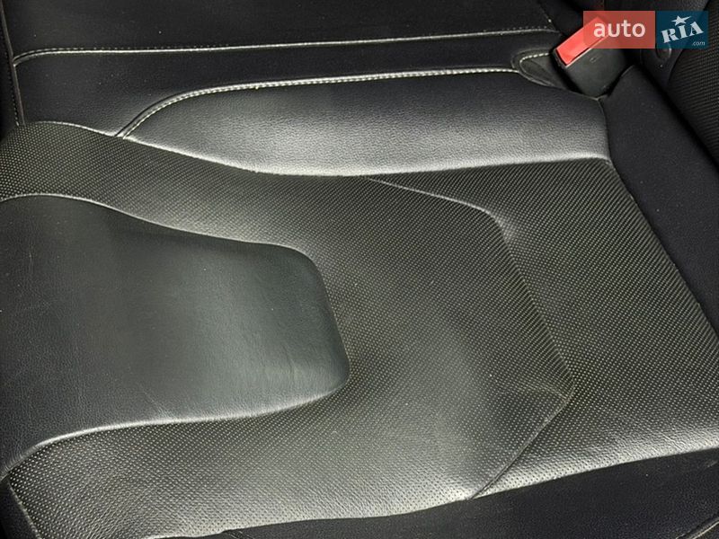 Седан Ford Fusion 2016 в Одесі