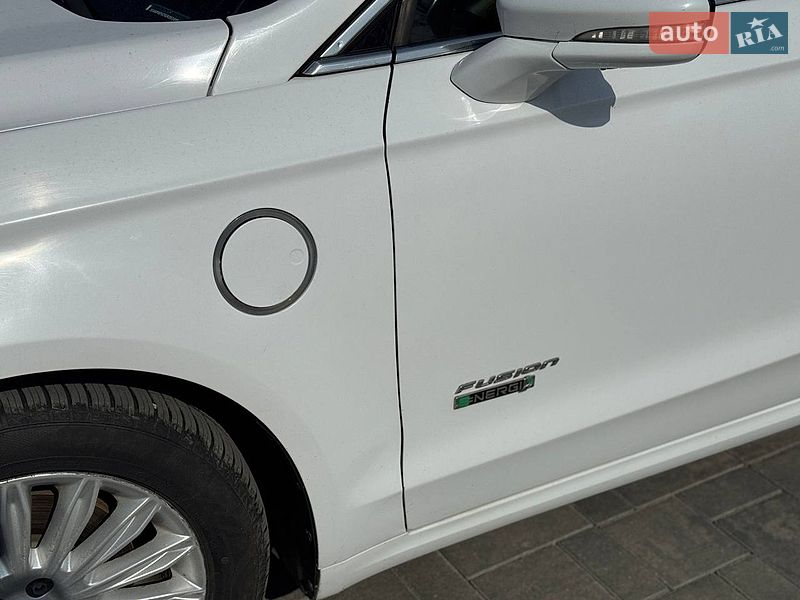 Седан Ford Fusion 2016 в Луцке