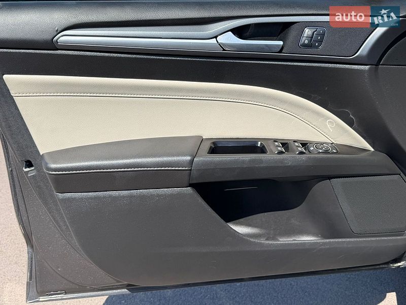 Седан Ford Fusion 2015 в Борисполе