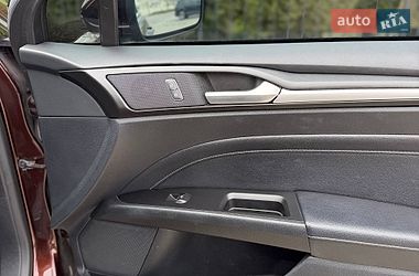 Седан Ford Fusion 2019 в Одесі