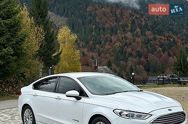 Седан Ford Fusion 2017 в Киеве