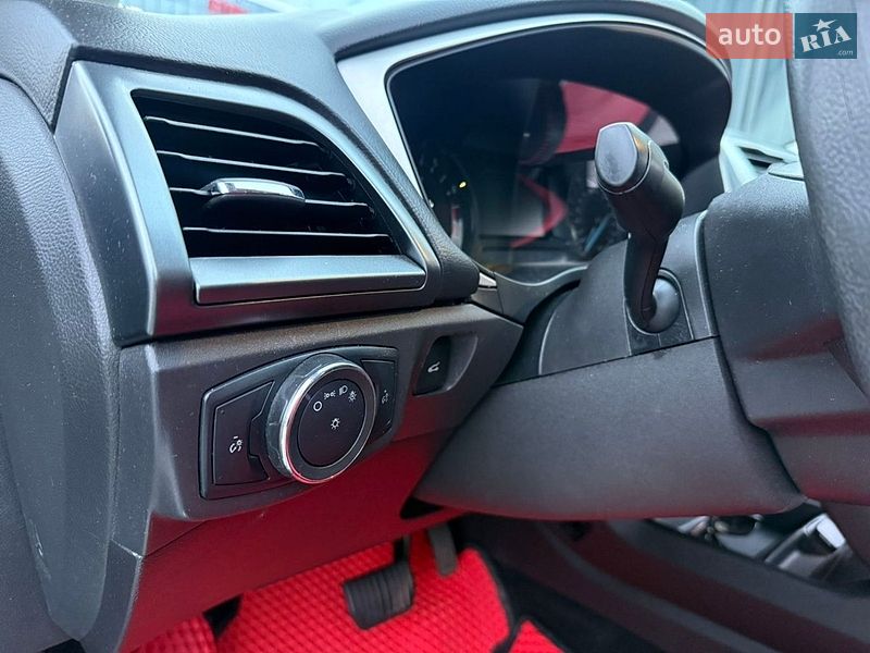 Седан Ford Fusion 2015 в Вінниці