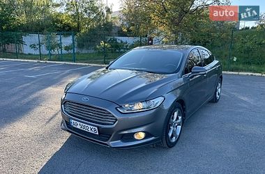 Седан Ford Fusion 2012 в Ужгороді