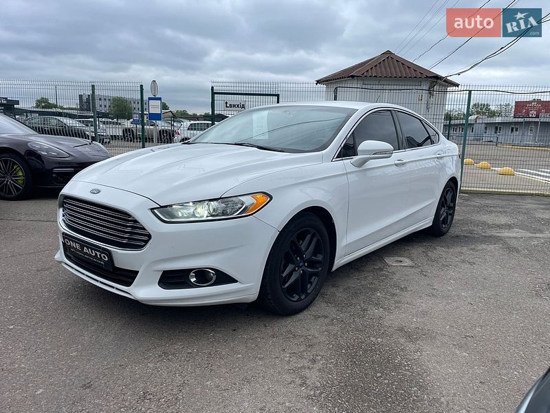 Ford Fusion 2015