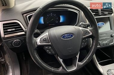 Седан Ford Fusion 2019 в Львове