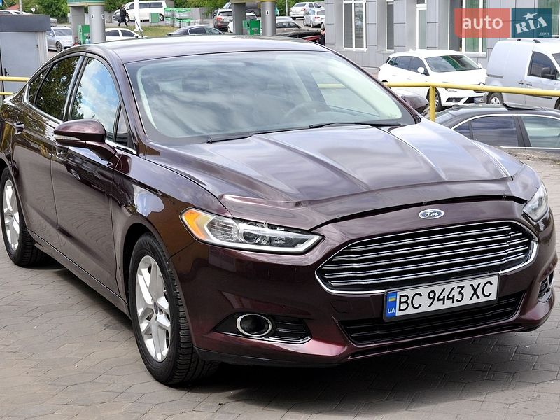Седан Ford Fusion 2013 в Львове