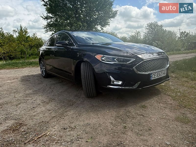 Седан Ford Fusion 2019 в Каменке-Бугской