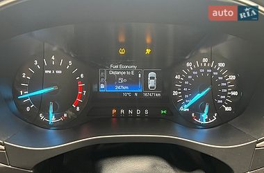 Седан Ford Fusion 2015 в Ровно