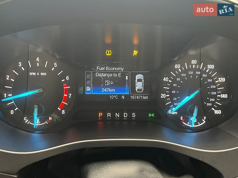 Седан Ford Fusion 2015 в Ровно