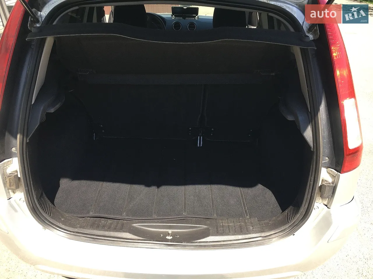 2011 Ford Fusion - мініатюра 26