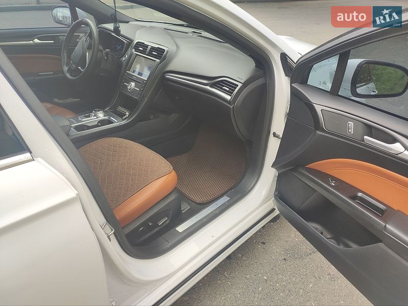 Седан Ford Fusion 2019 в Одессе