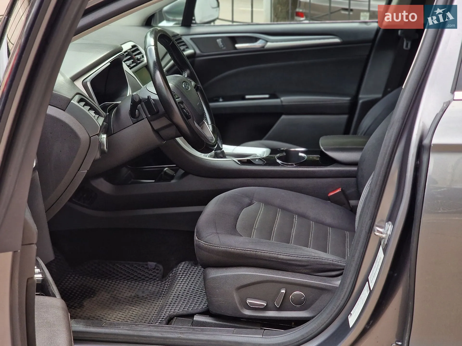 2014 Ford Fusion - мініатюра 39
