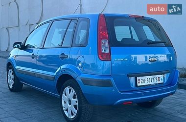 Хэтчбек Ford Fusion 2008 в Луцке