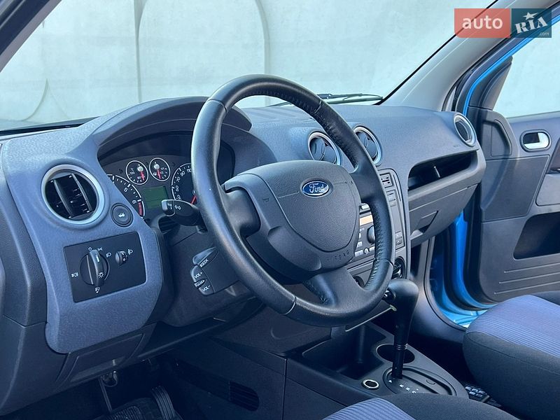 Хэтчбек Ford Fusion 2008 в Луцке
