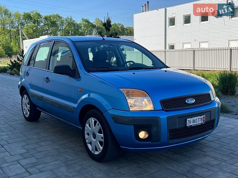 Хэтчбек Ford Fusion 2008 в Луцке