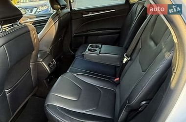 Седан Ford Fusion 2018 в Львове