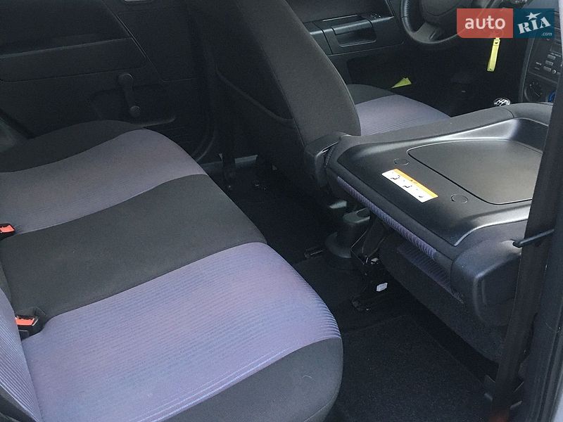 Хэтчбек Ford Fusion 2009 в Черновцах