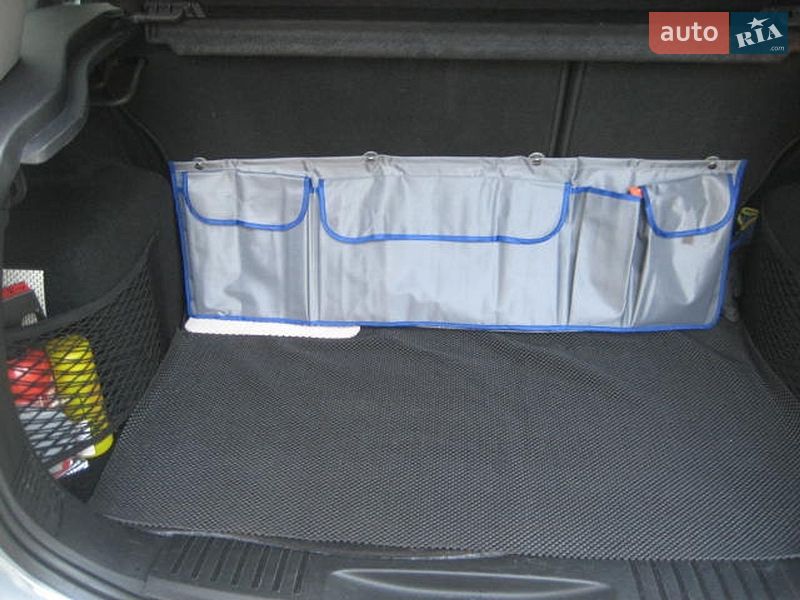 Хэтчбек Ford Fusion 2009 в Черновцах