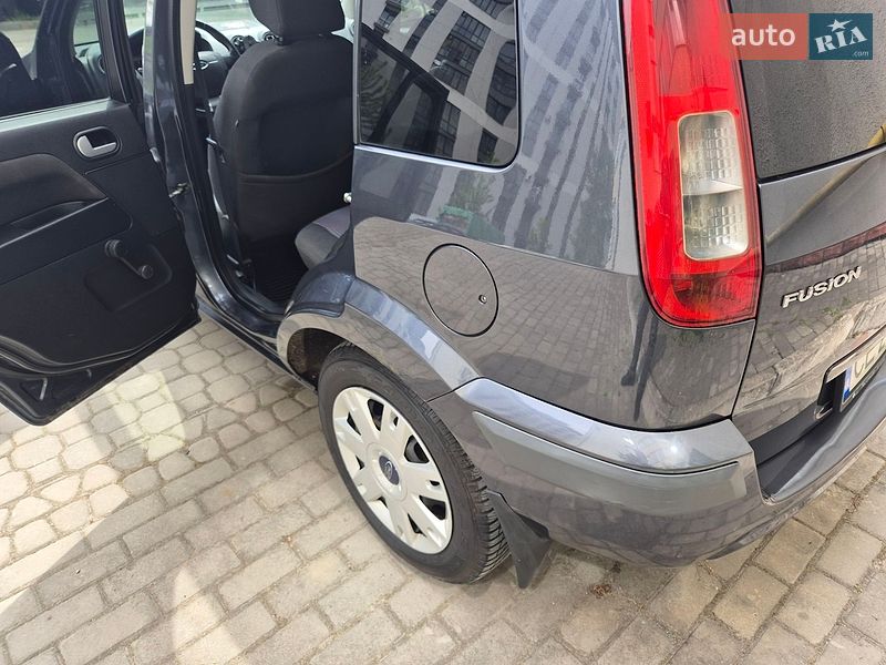 Хетчбек Ford Fusion 2008 в Івано-Франківську