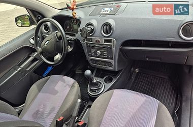 Хетчбек Ford Fusion 2008 в Івано-Франківську