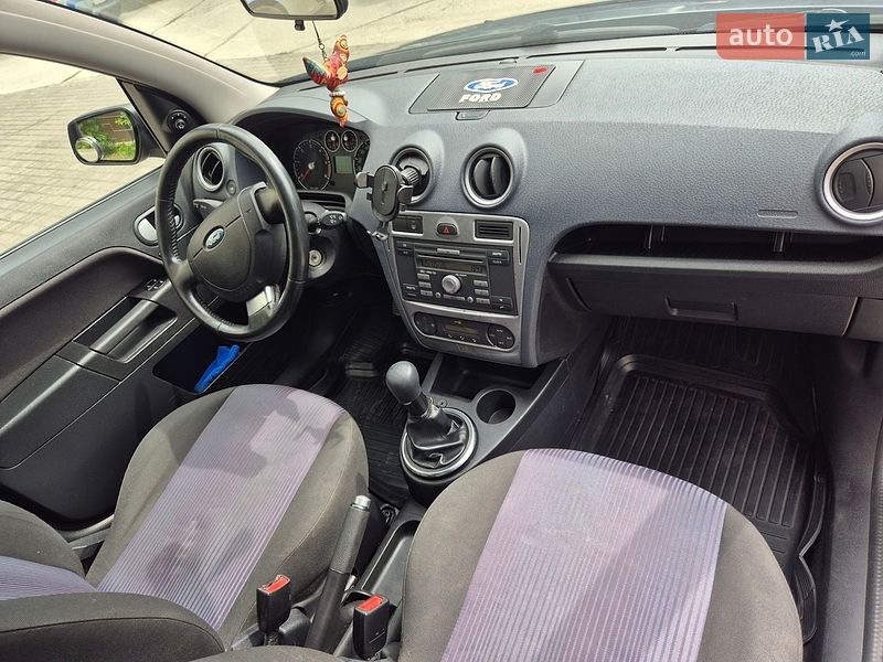 Хетчбек Ford Fusion 2008 в Івано-Франківську