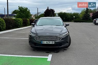 Седан Ford Fusion 2017 в Полтаві