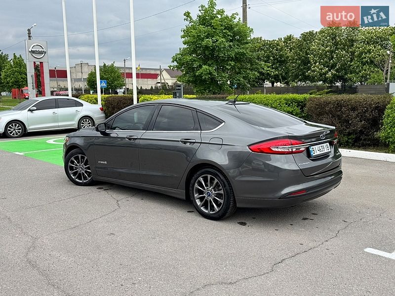 Седан Ford Fusion 2017 в Полтаві