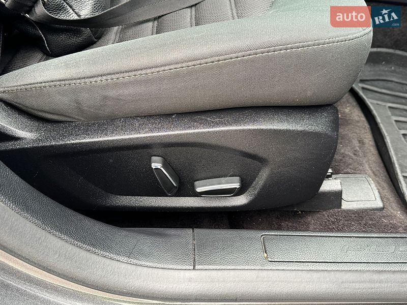 Седан Ford Fusion 2017 в Полтаві