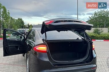 Седан Ford Fusion 2015 в Киеве фото 5 Седан Ford Fusion 2015 в Киеве