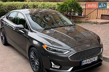 Седан Ford Fusion 2019 в Киеве