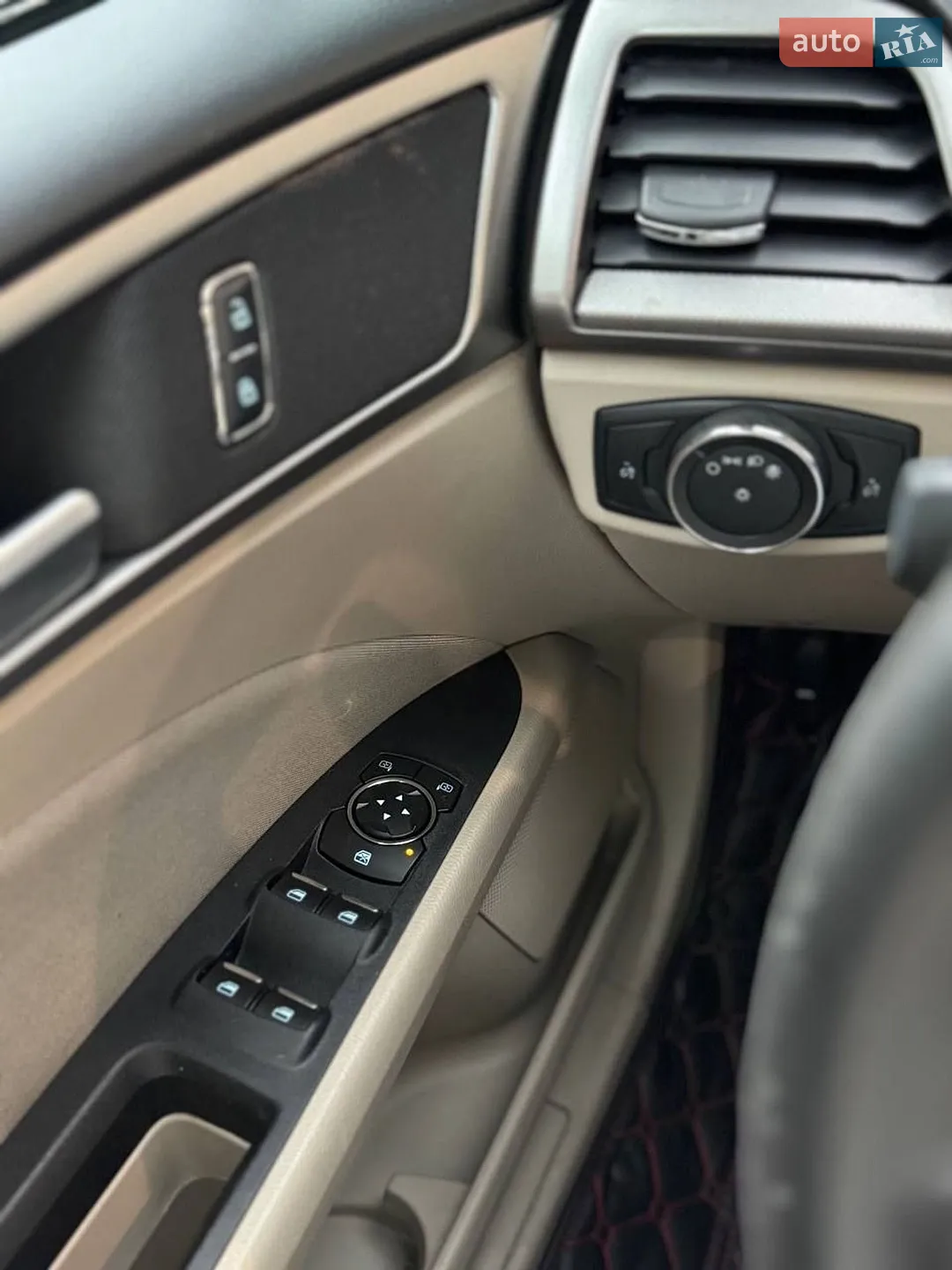 2017 Ford Fusion - мініатюра 9