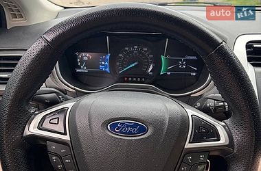 Седан Ford Fusion 2015 в Києві