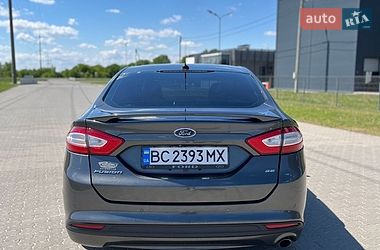 Седан Ford Fusion 2015 в Буську
