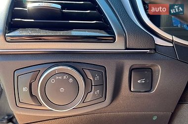 Седан Ford Fusion 2015 в Буську