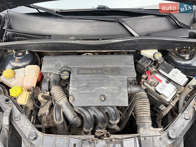 Хетчбек Ford Fusion 2008 в Києві