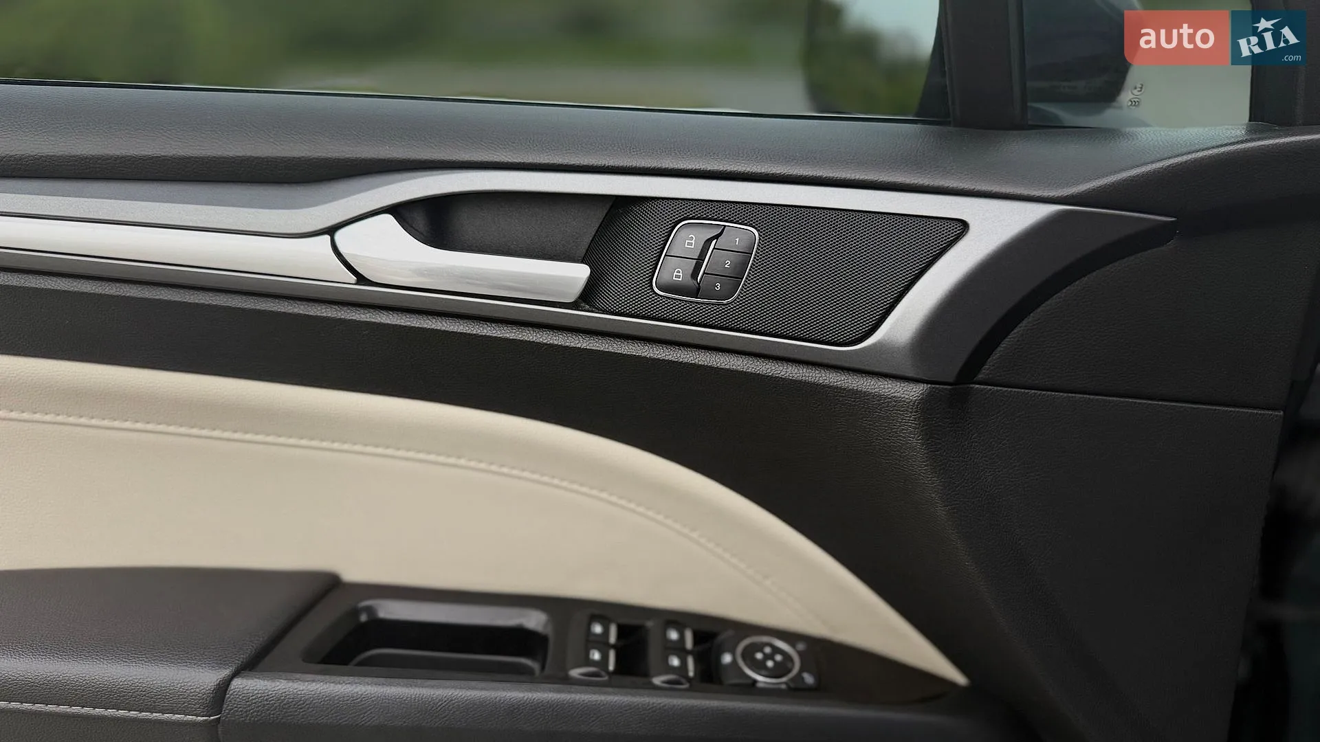 2015 Ford Fusion - мініатюра 26