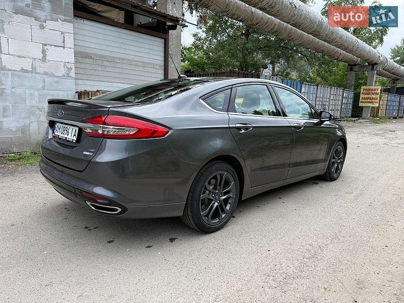 Седан Ford Fusion 2017 в Гайсину
