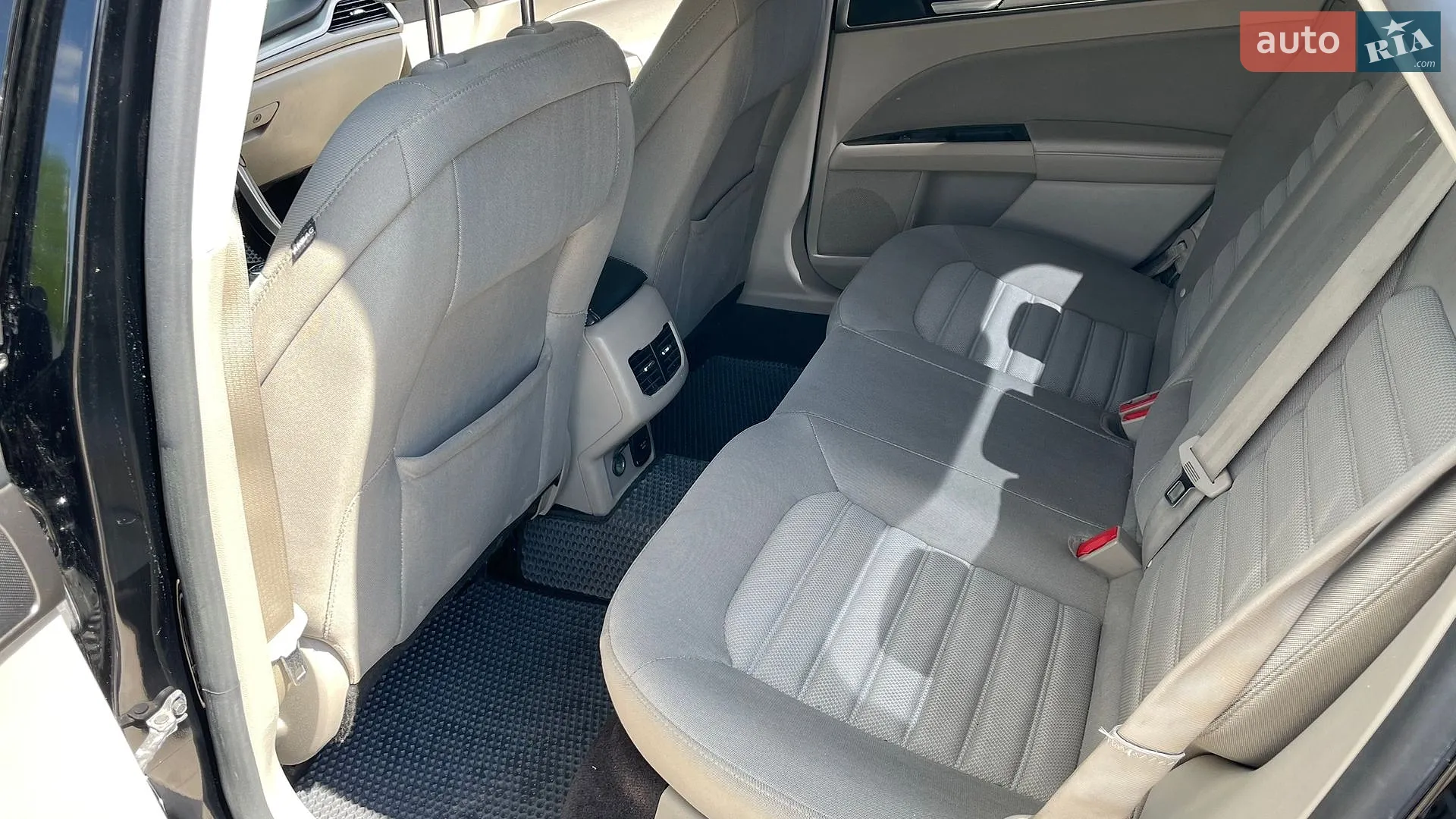 2017 Ford Fusion - мініатюра 26