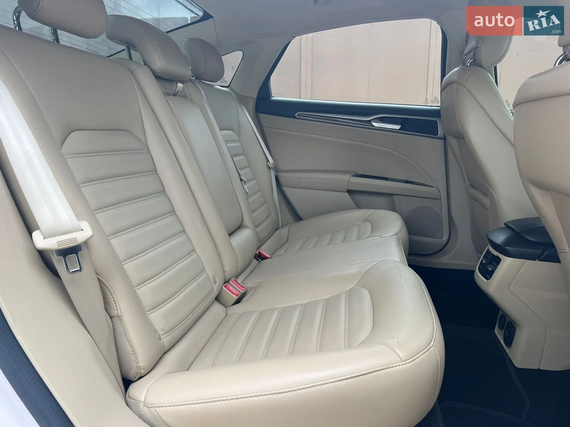 2014 Ford Fusion - мініатюра 19
