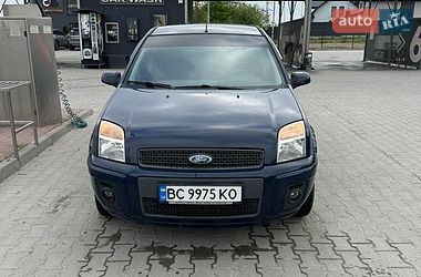 Хэтчбек Ford Fusion 2008 в Львове