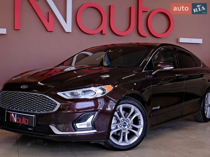 Седан Ford Fusion 2019 в Одесі