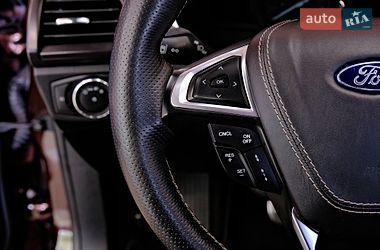 Седан Ford Fusion 2019 в Одесі