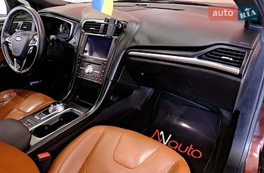 Седан Ford Fusion 2019 в Одесі