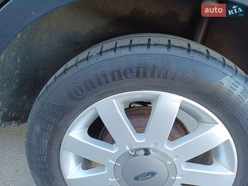 Хетчбек Ford Fusion 2011 в Києві