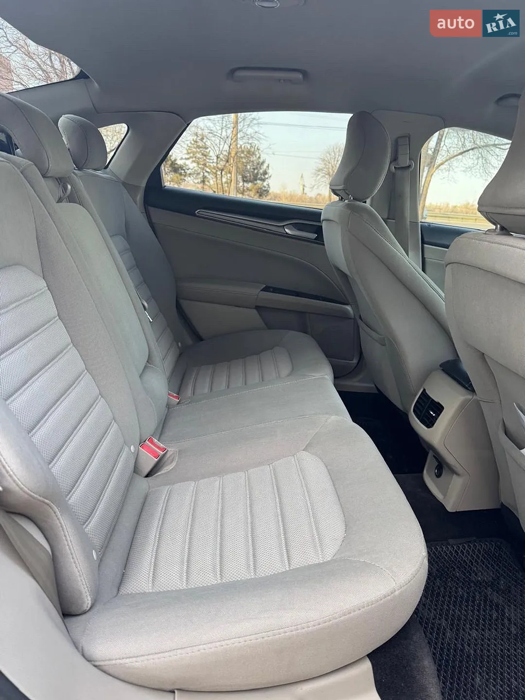 2016 Ford Fusion - мініатюра 9