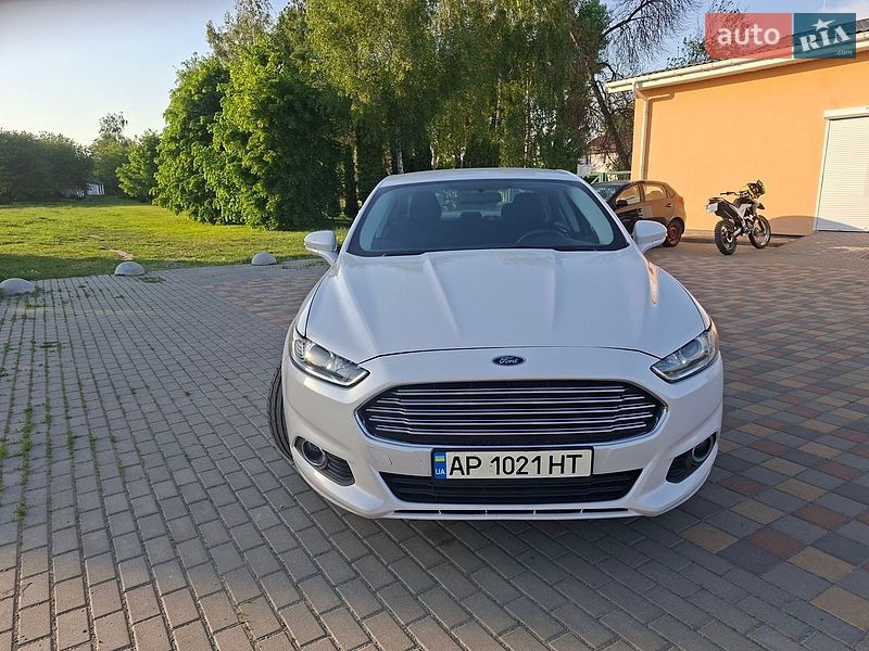 Седан Ford Fusion 2015 в Василькові