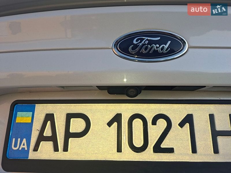 Седан Ford Fusion 2015 в Василькові