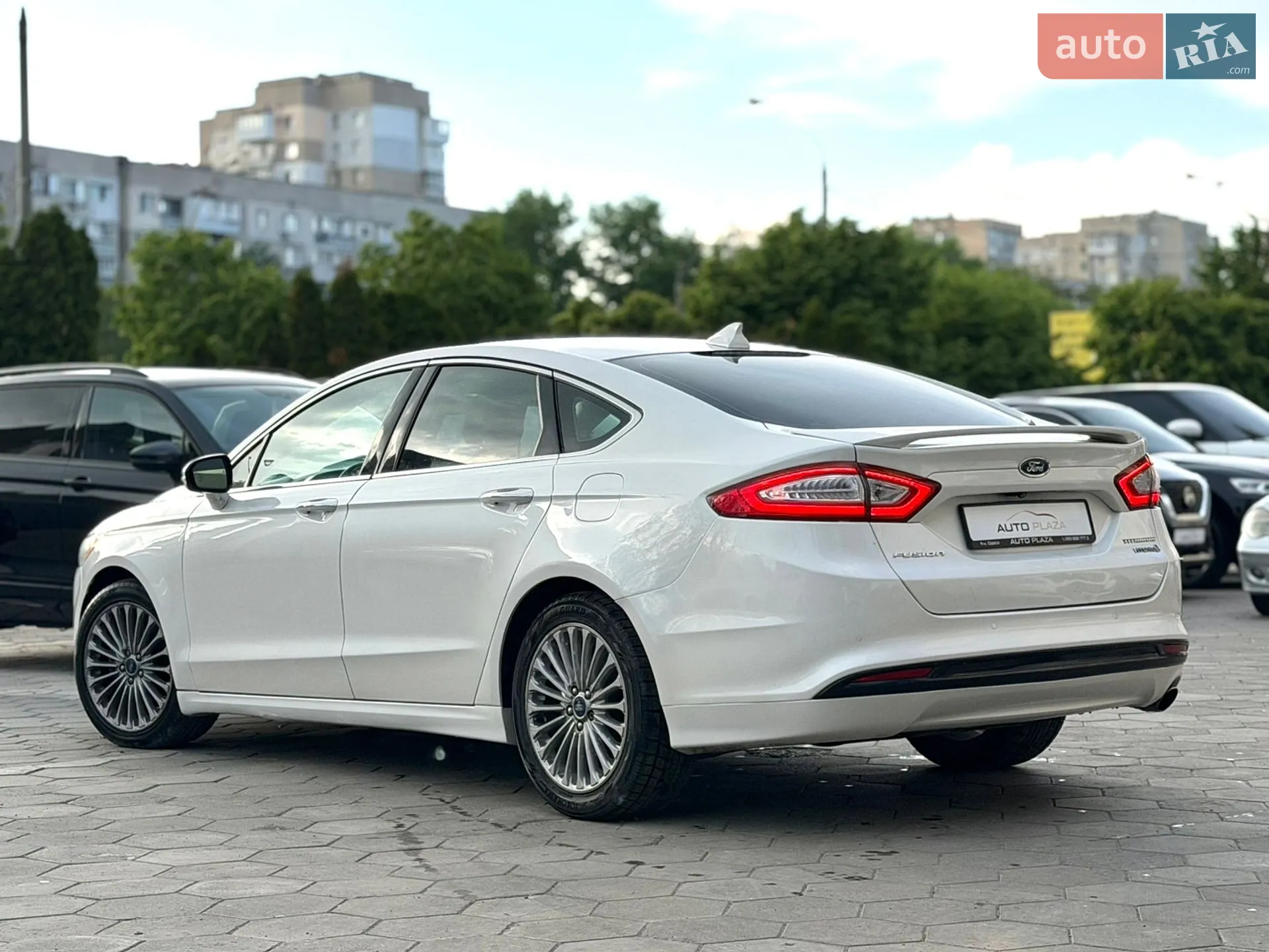 2013 Ford Fusion - мініатюра 24