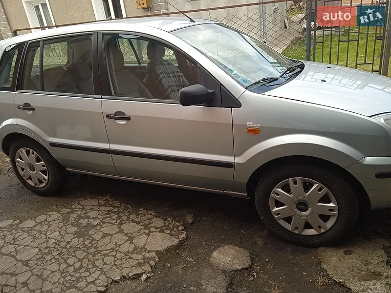 Ford Fusion 2003