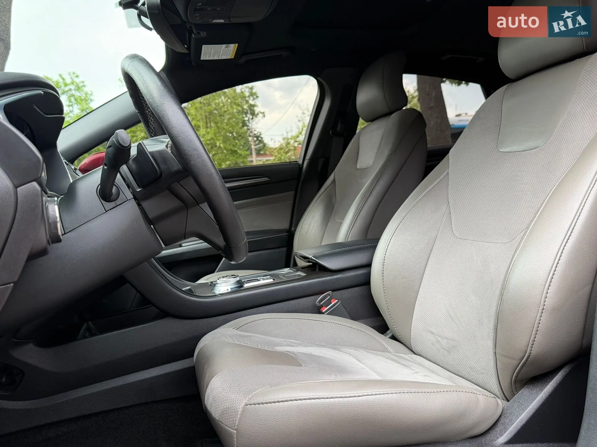 2016 Ford Fusion - мініатюра 16